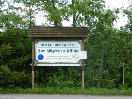 照片: Zur H&amp;ouml;lzernen Klinke